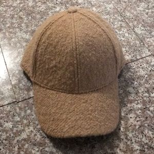 Aritzia Babaton - Sherpa Lined Baseball Cap